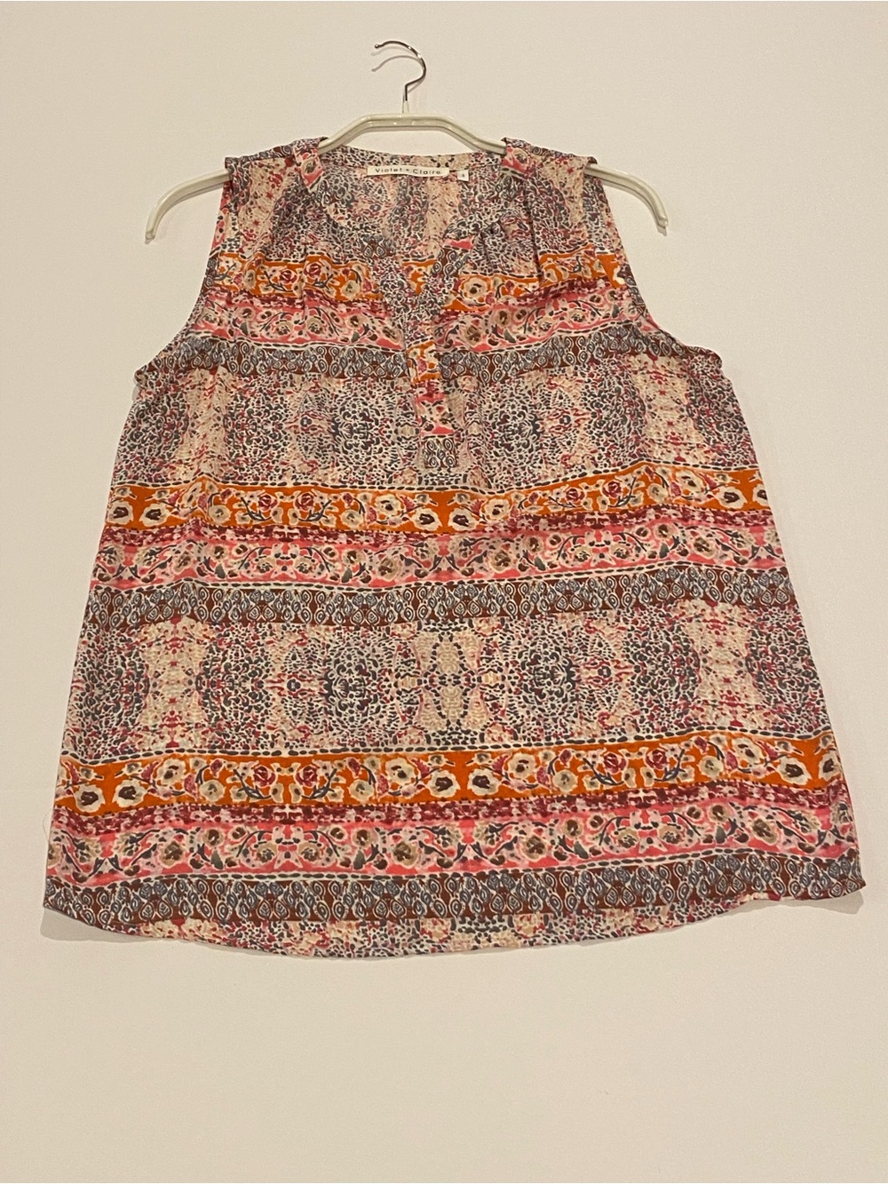 Violet & Claire Sleeveless Mixed-Print Camisole in Pink and Orange Small